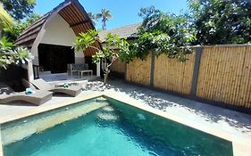 3 Angels One-Bedroom Villa